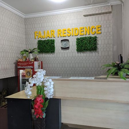 Oyo 1653 Fajar Residence Pekanbaru Kültér fotó