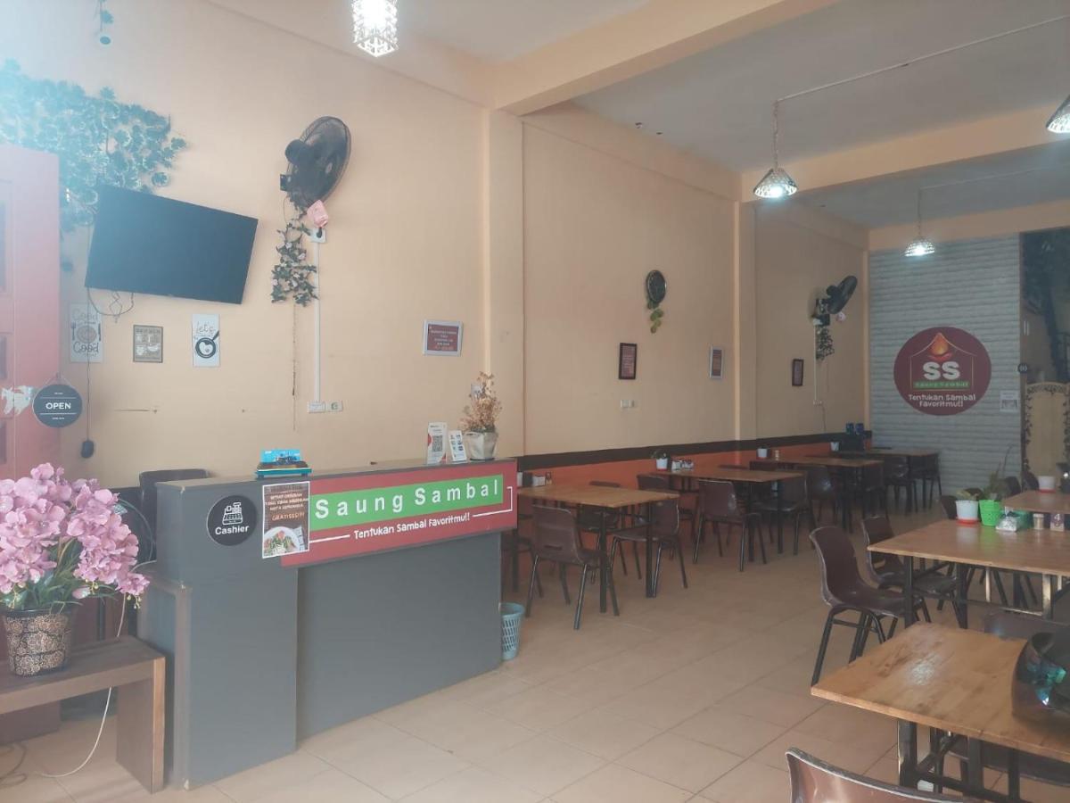 Oyo 1653 Fajar Residence Pekanbaru Kültér fotó